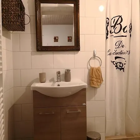 Appartamento Szitakoto Apartman Demjén