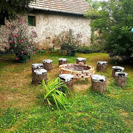 Szitakoto Apartman Appartamento